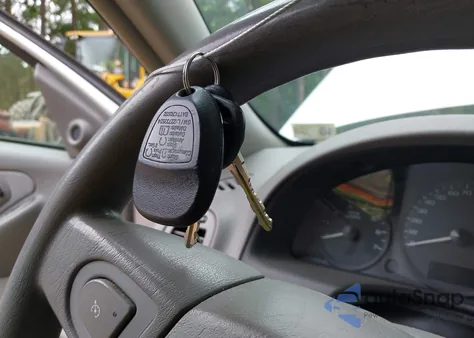 2005 Chevrolet Malibu Ls из США, поврежденный, VIN 1G1ZT52855F273222